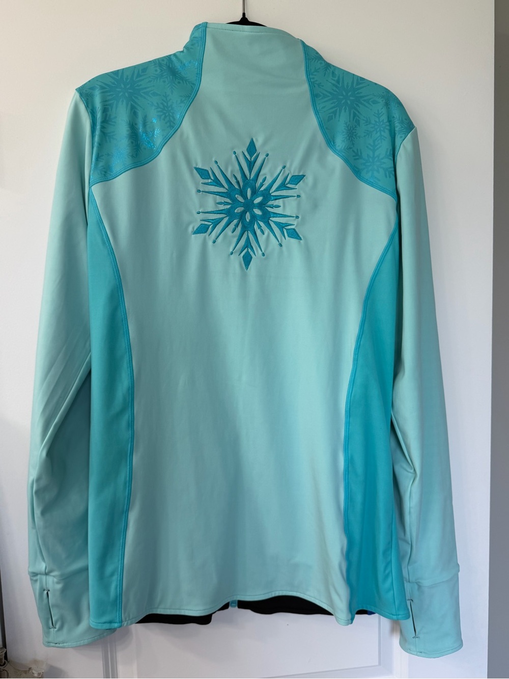 EUC Crowned Athletics Frozen Reversible Jacket - Picture 8 of 9